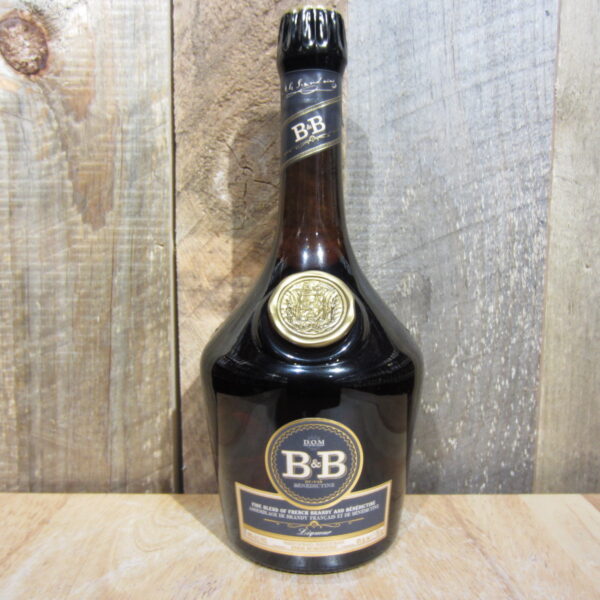 bb dom liqueur 750ml