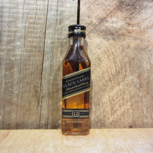 johnnie walker black label 50ml