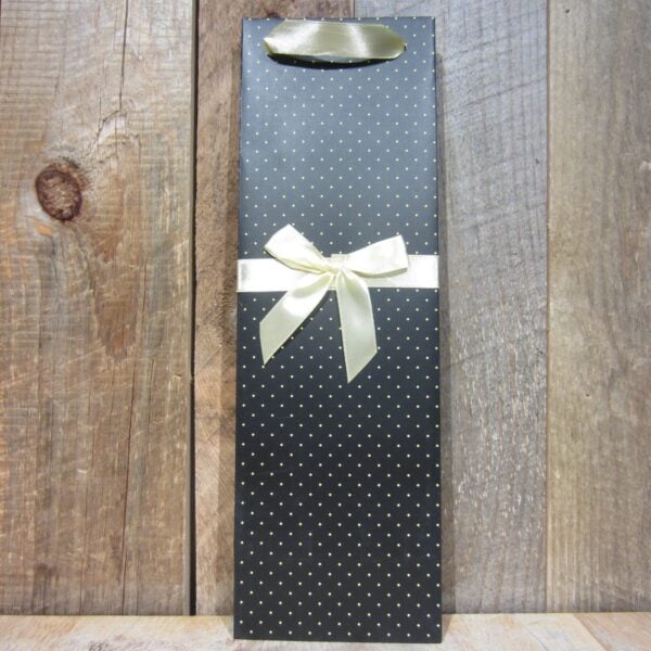 ELEGANT BLACK WITH WHITE DOTS GIFT BAG e1547517713323