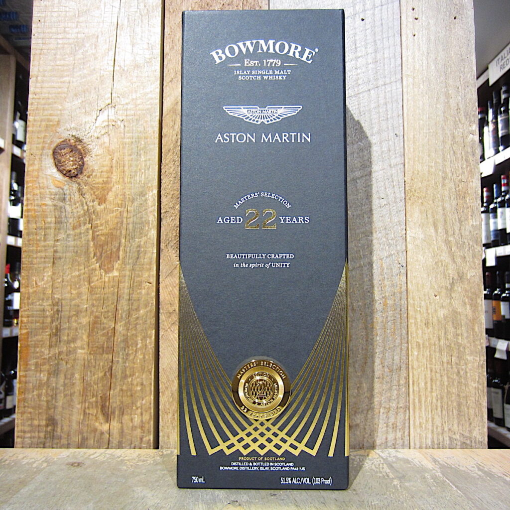 Bowmore Aston Martin Masters Selection 22 Year box Bowmore Aston Martin Masters Selection 22 Year box