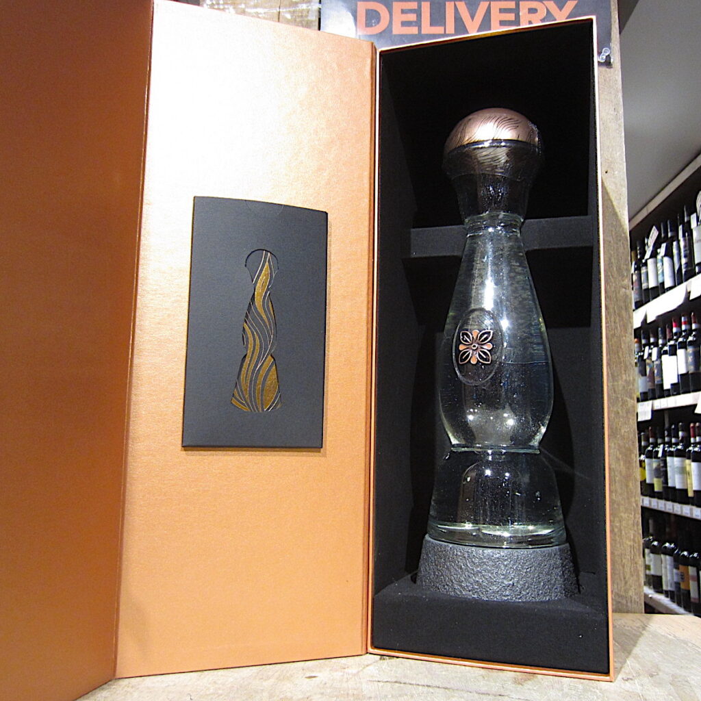 Clase Azul Ahumado Blanco gift box Clase Azul Ahumado Blanco gift box